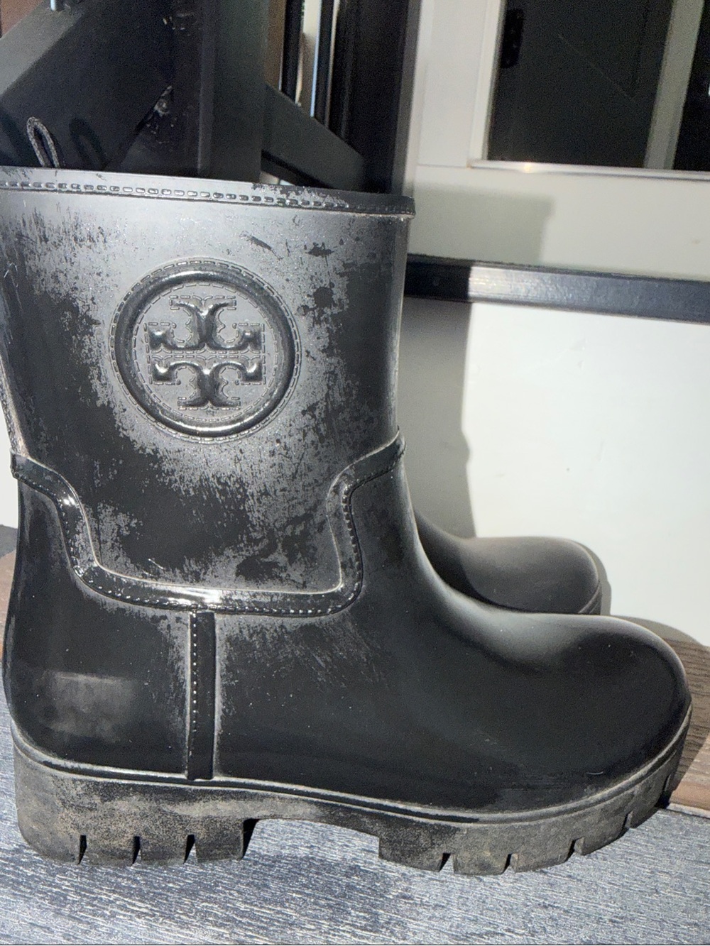 Tory Burch womens Matte Black Logo Rain Boots